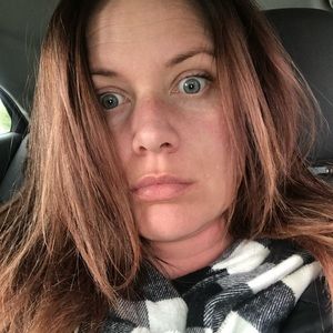 Meet your Posher, Shana